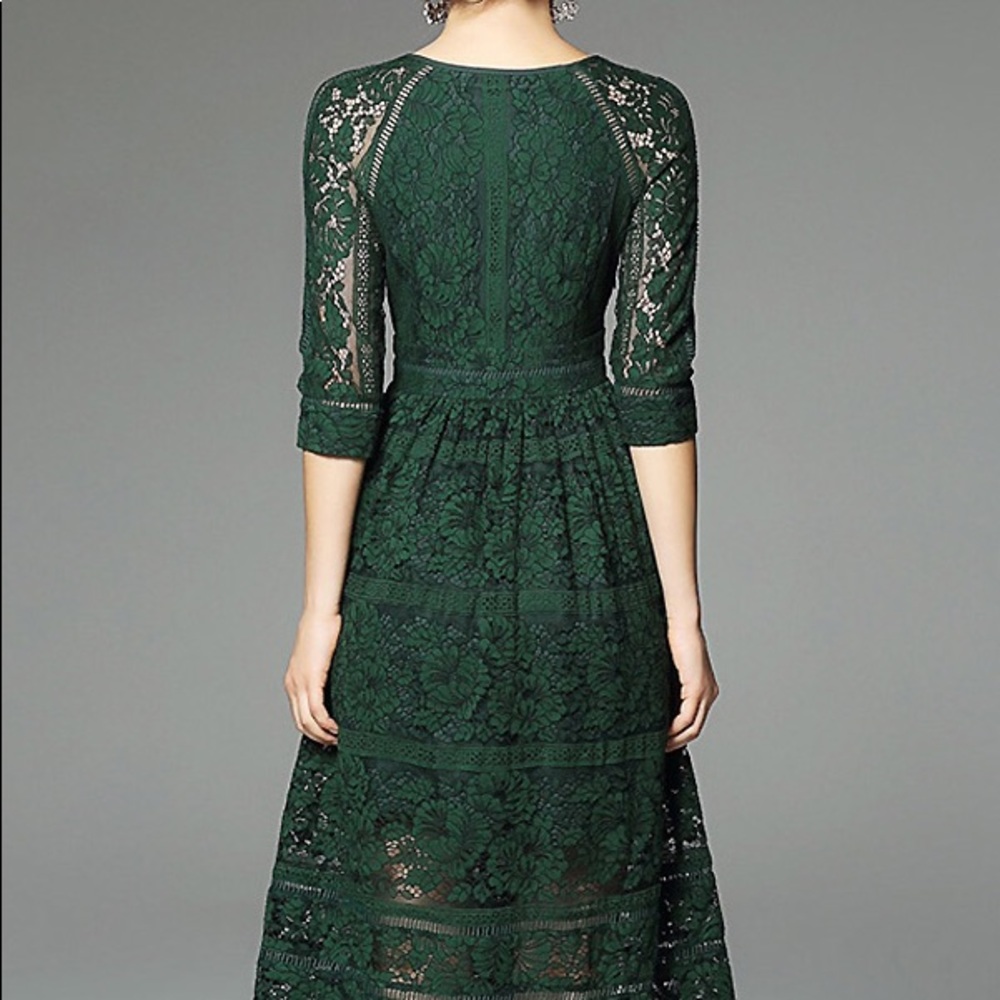 Emerald Green V-neck lace dress
